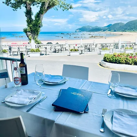 Olas Hotel